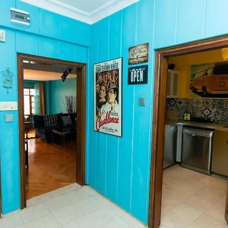 Daire Colorful House Near Popular Spots In Nisantasi İstanbul